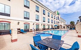 Holiday Inn Express Hotel & Suites Floresville By Ihg
